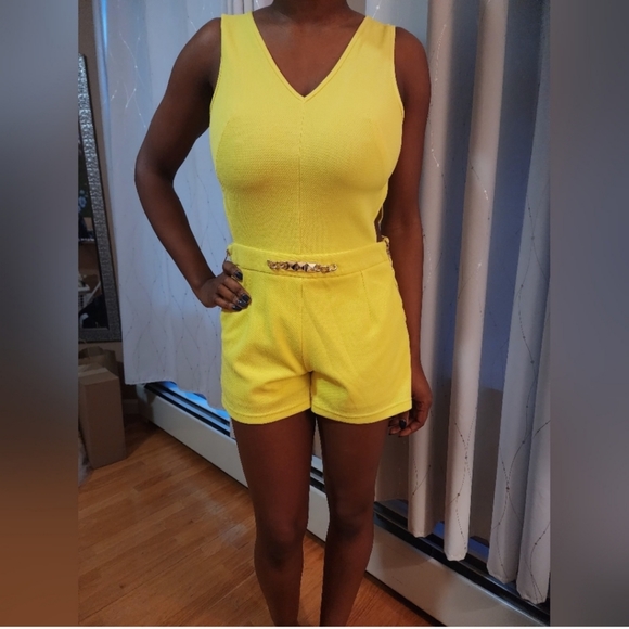 Romper - Picture 1 of 4